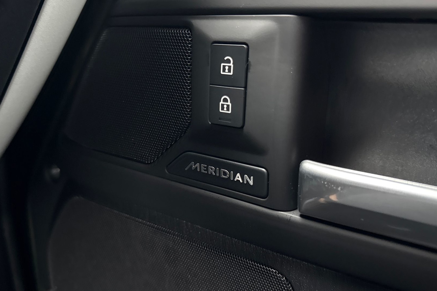 Used Land Rover Defender 90 2026 for sale - 77382785: Photo 31