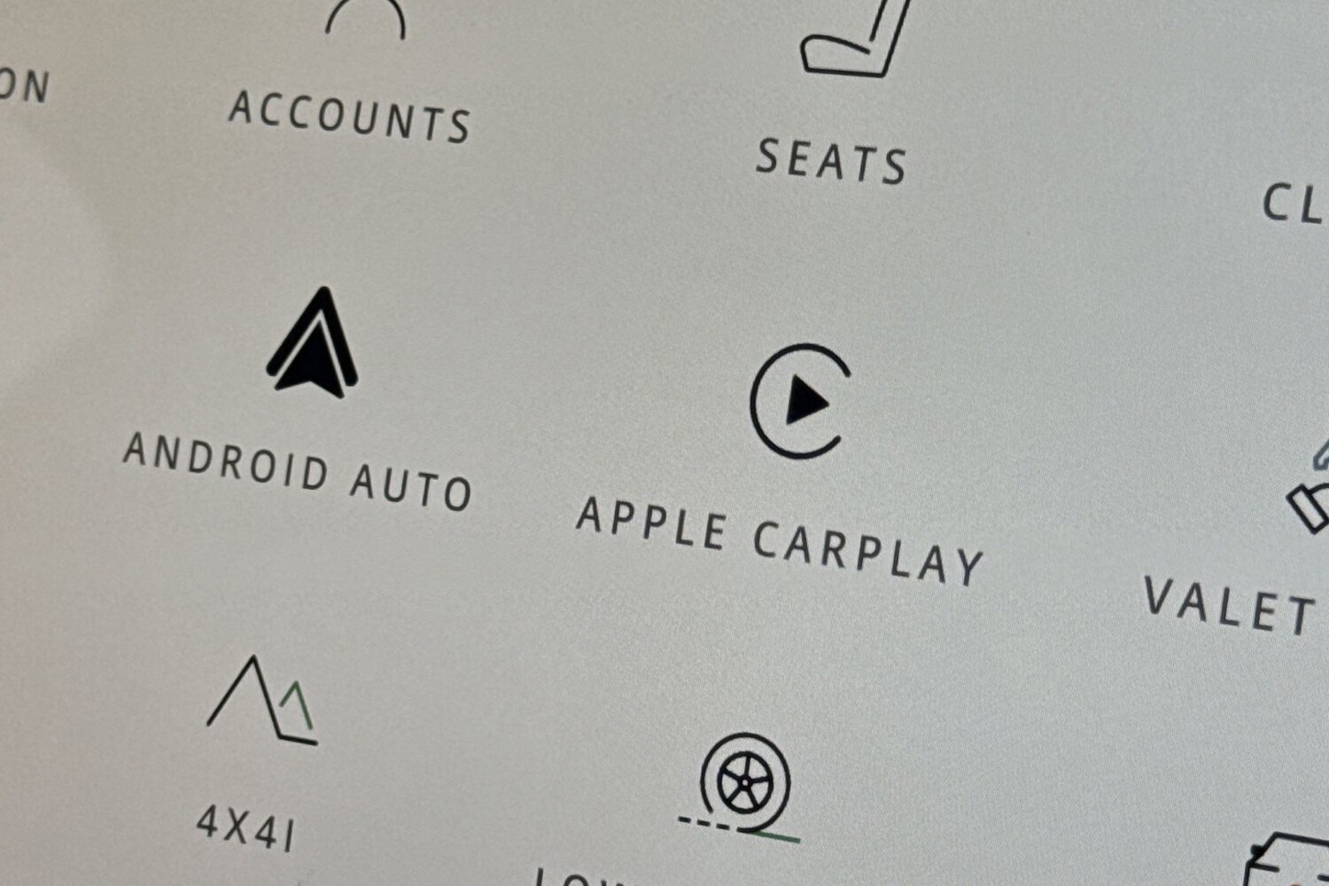 Used Land Rover Defender 90 2026 for sale - 77382785: Photo 35