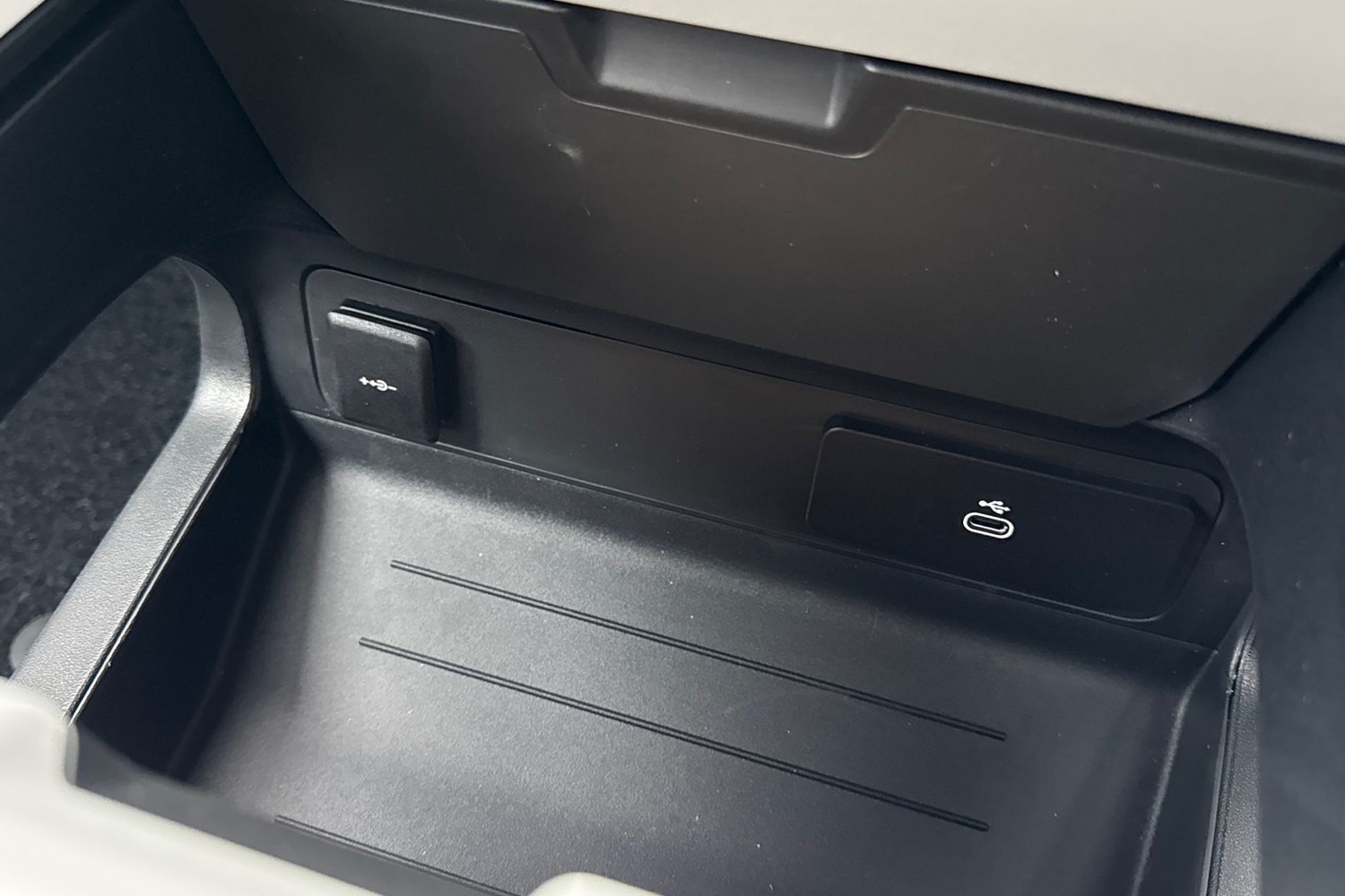 Used Land Rover Defender 90 2026 for sale - 77382785: Photo 42