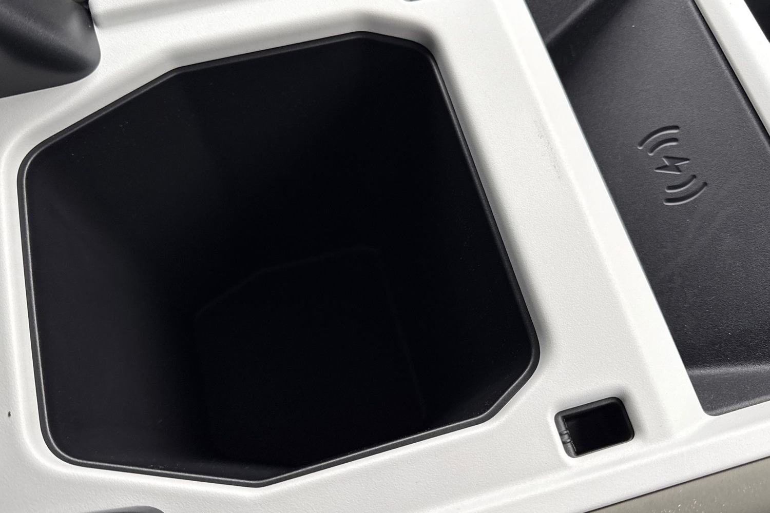 Used Land Rover Defender 90 2026 for sale - 77382785: Photo 45