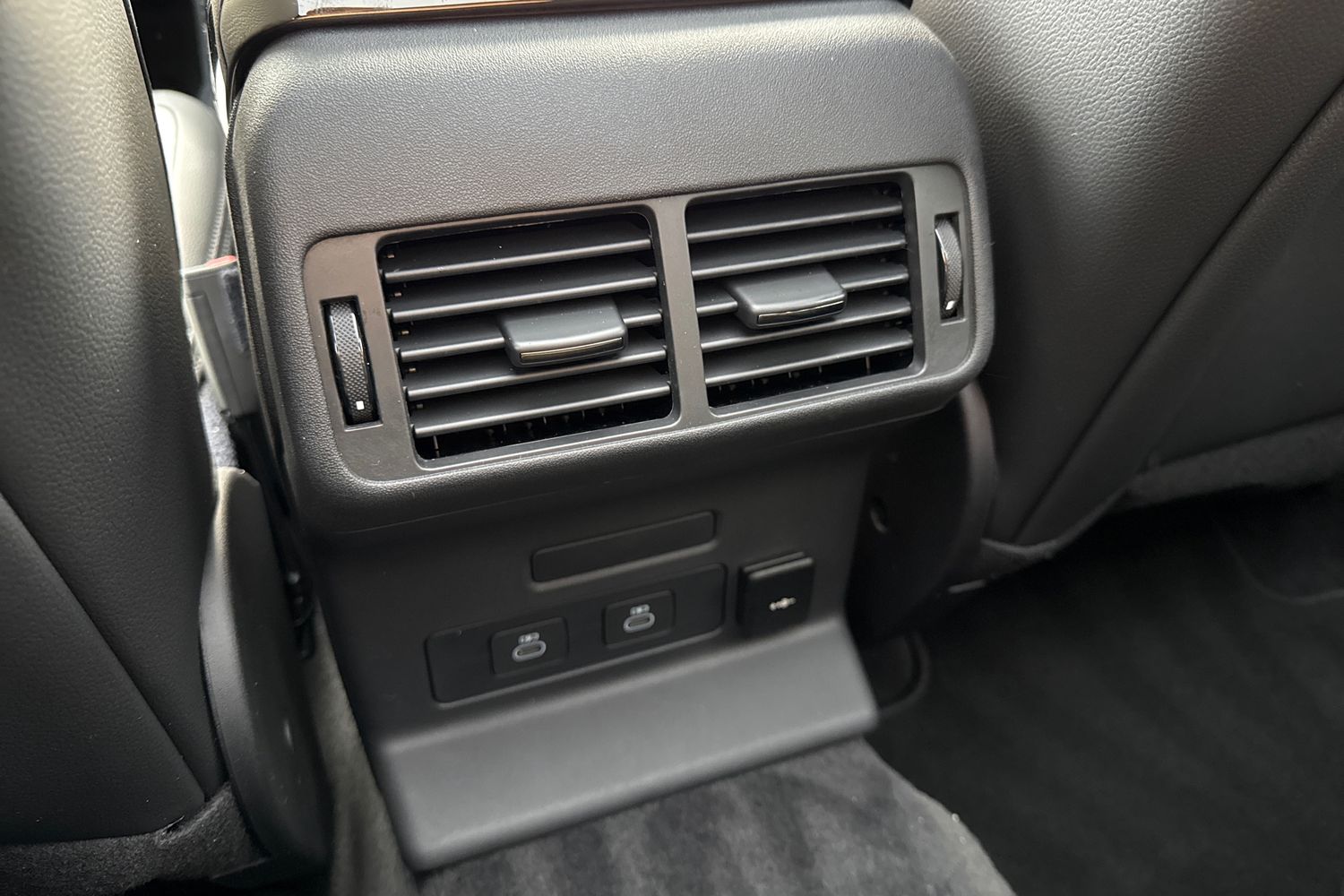 Used Land Rover Range Rover Velar 2026 for sale - 77226350: Photo 38