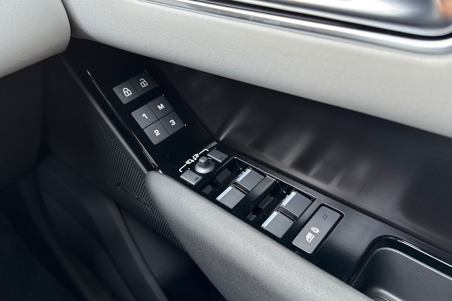 Used Land Rover Range Rover Velar 2026 for sale - 77226350: Photo 58