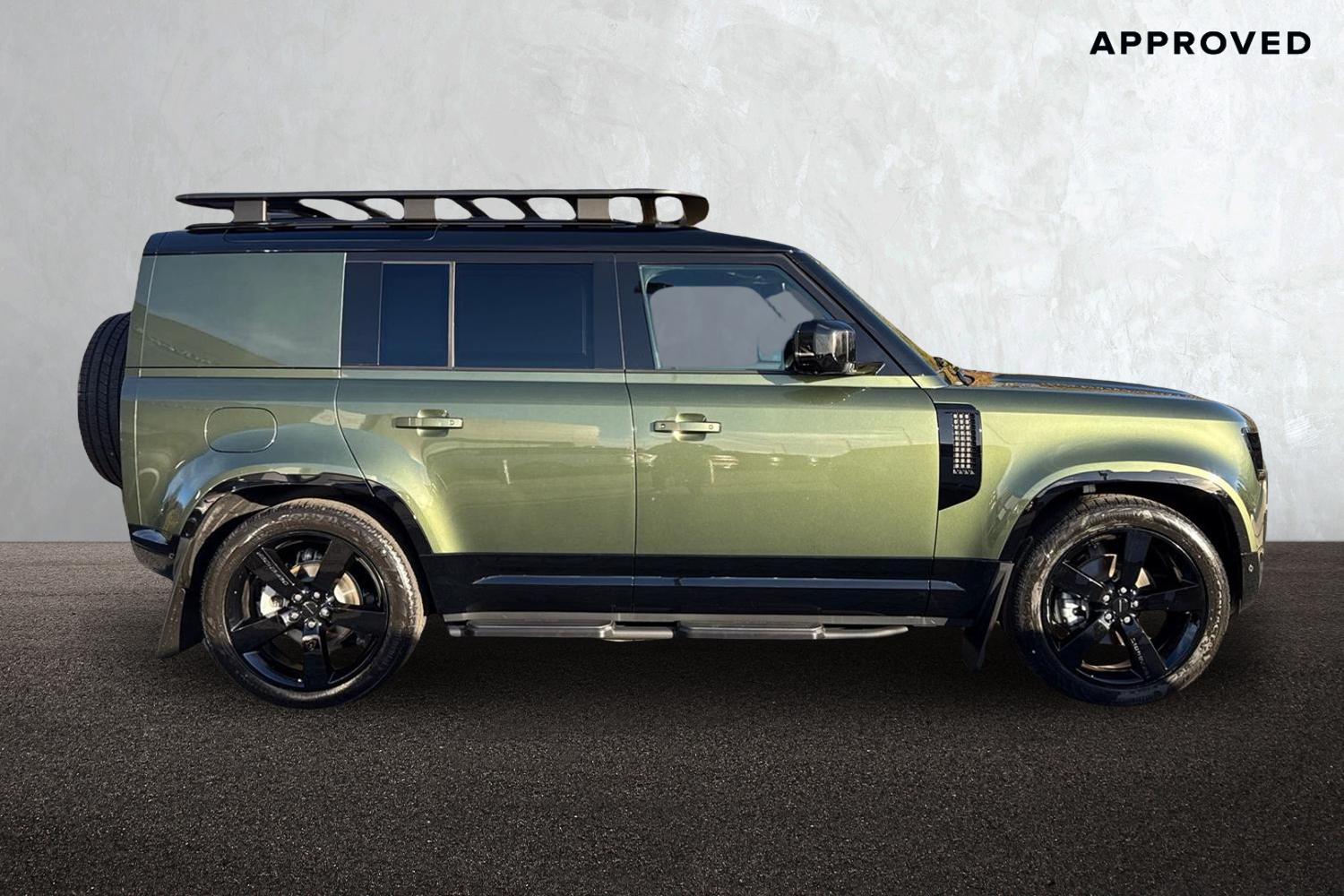 Used Land Rover Defender 110 2025 for sale - 76789730: Photo 6