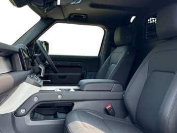 Used Land Rover Defender 90 2025 for sale - 74994070: Photo