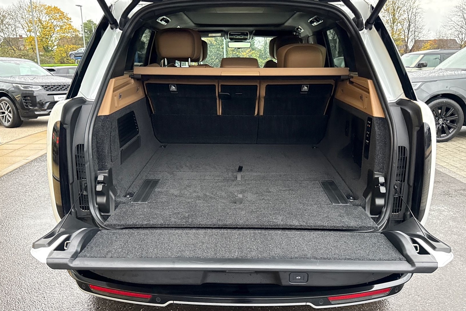 Used Land Rover Range Rover 2025 for sale - 76564721: Photo 11