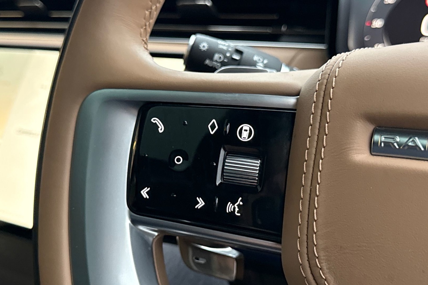 Used Land Rover Range Rover 2025 for sale - 76564721: Photo 37