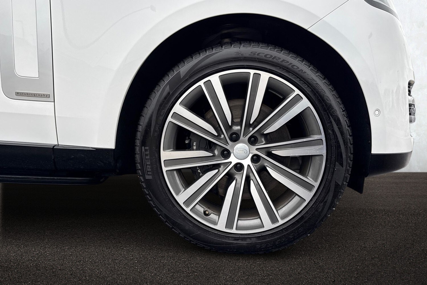 Used Land Rover Range Rover 2025 for sale - 76564721: Photo 9