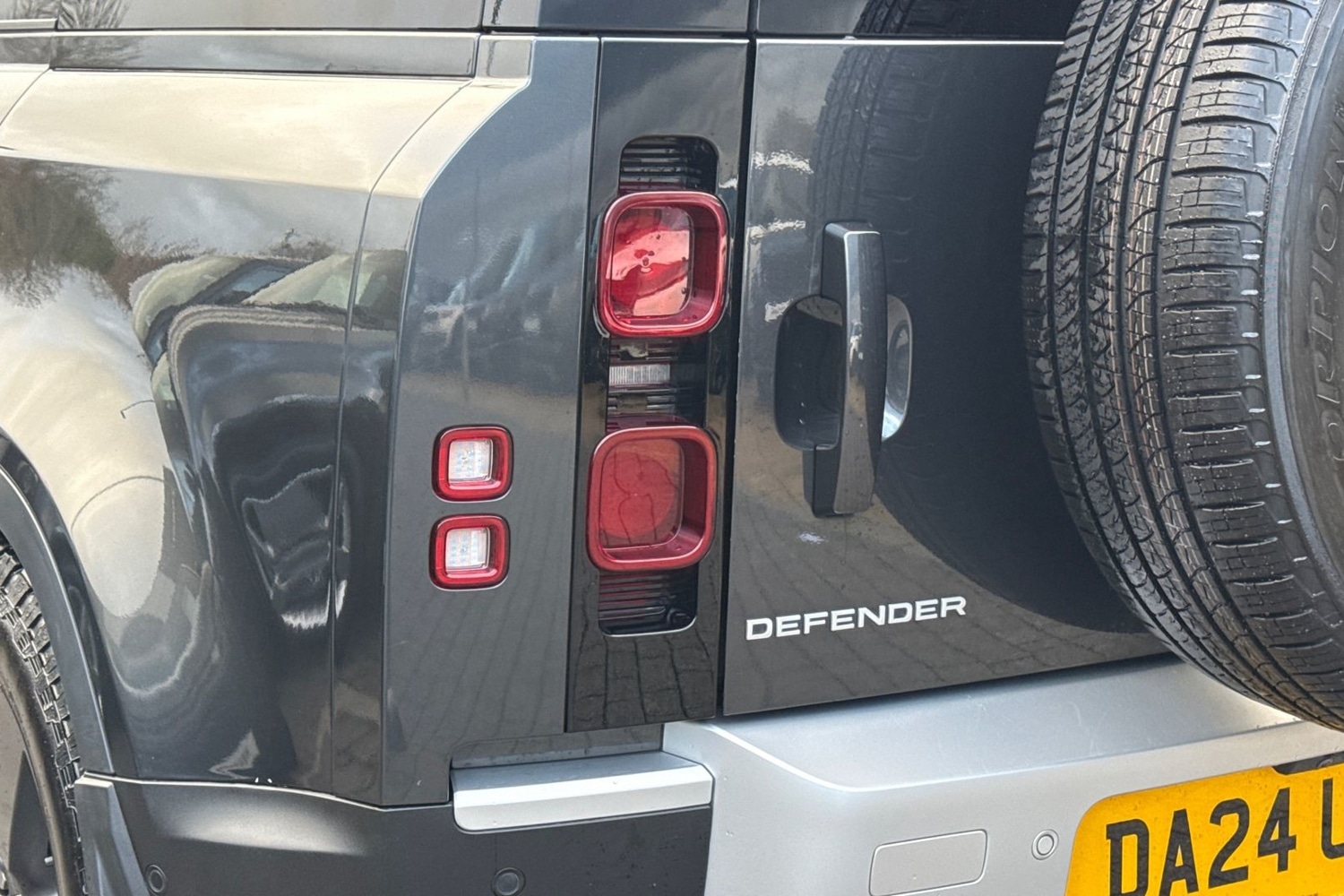 Used Land Rover Defender 2024 for sale - 77628481: Photo 19