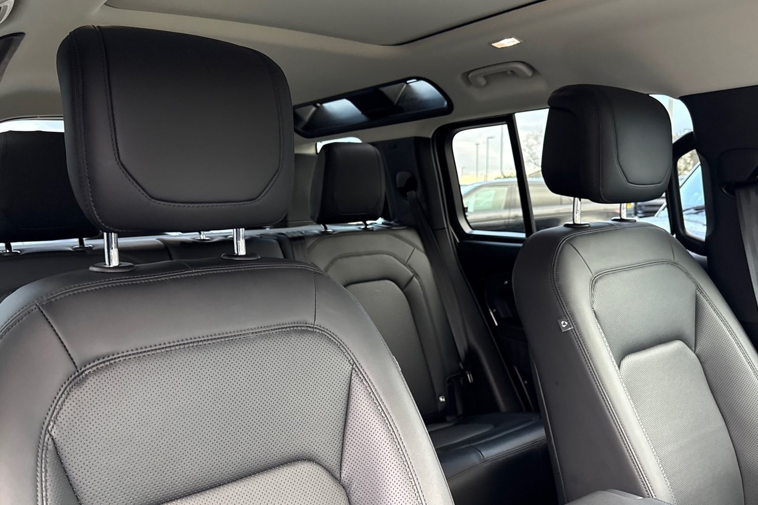 Used Land Rover Defender 2024 for sale - 77628481: Photo 21