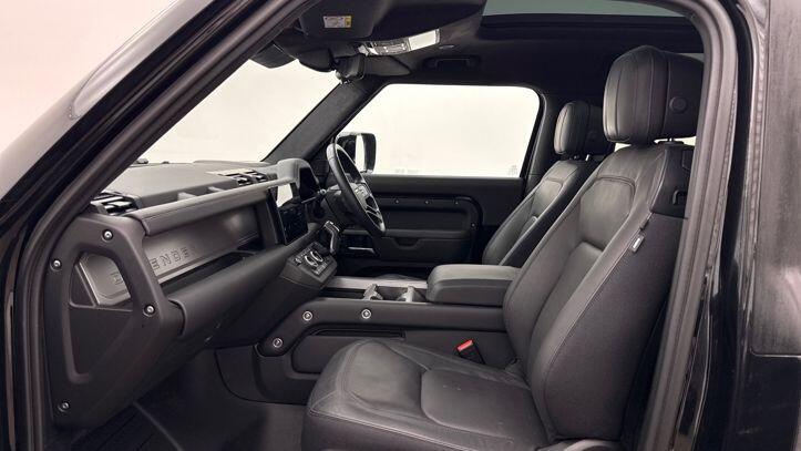 Used Land Rover Defender 90 2024 for sale - 77451150: Photo 3