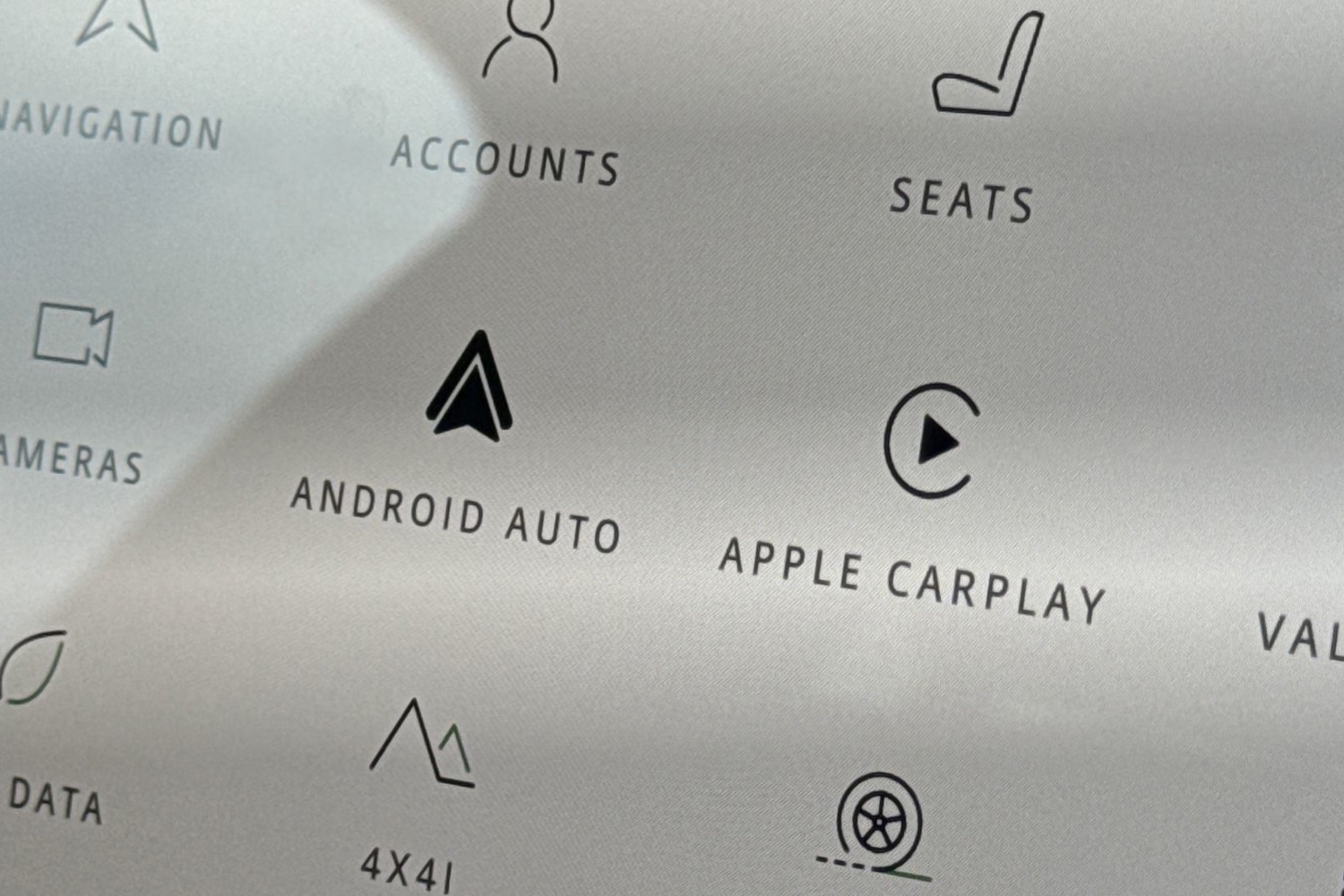 Used Land Rover Defender 90 2024 for sale - 77451150: Photo 36