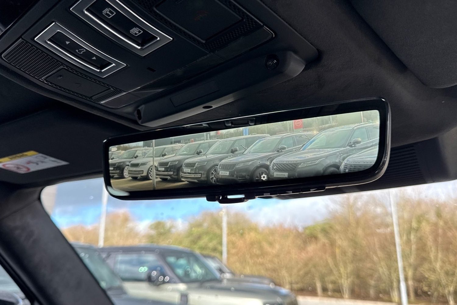 Used Land Rover Defender 90 2024 for sale - 77451150: Photo 46