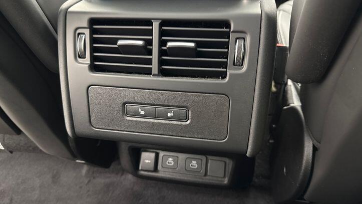 Used Land Rover Discovery 2025 for sale - 77340731: Photo 17