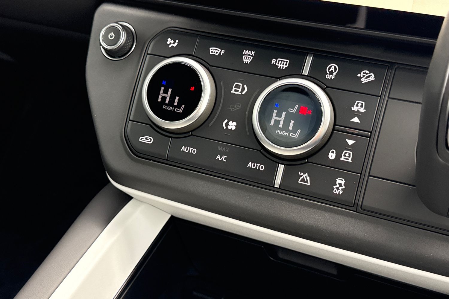 Used Land Rover Defender 110 2025 for sale - 76249207: Photo 19