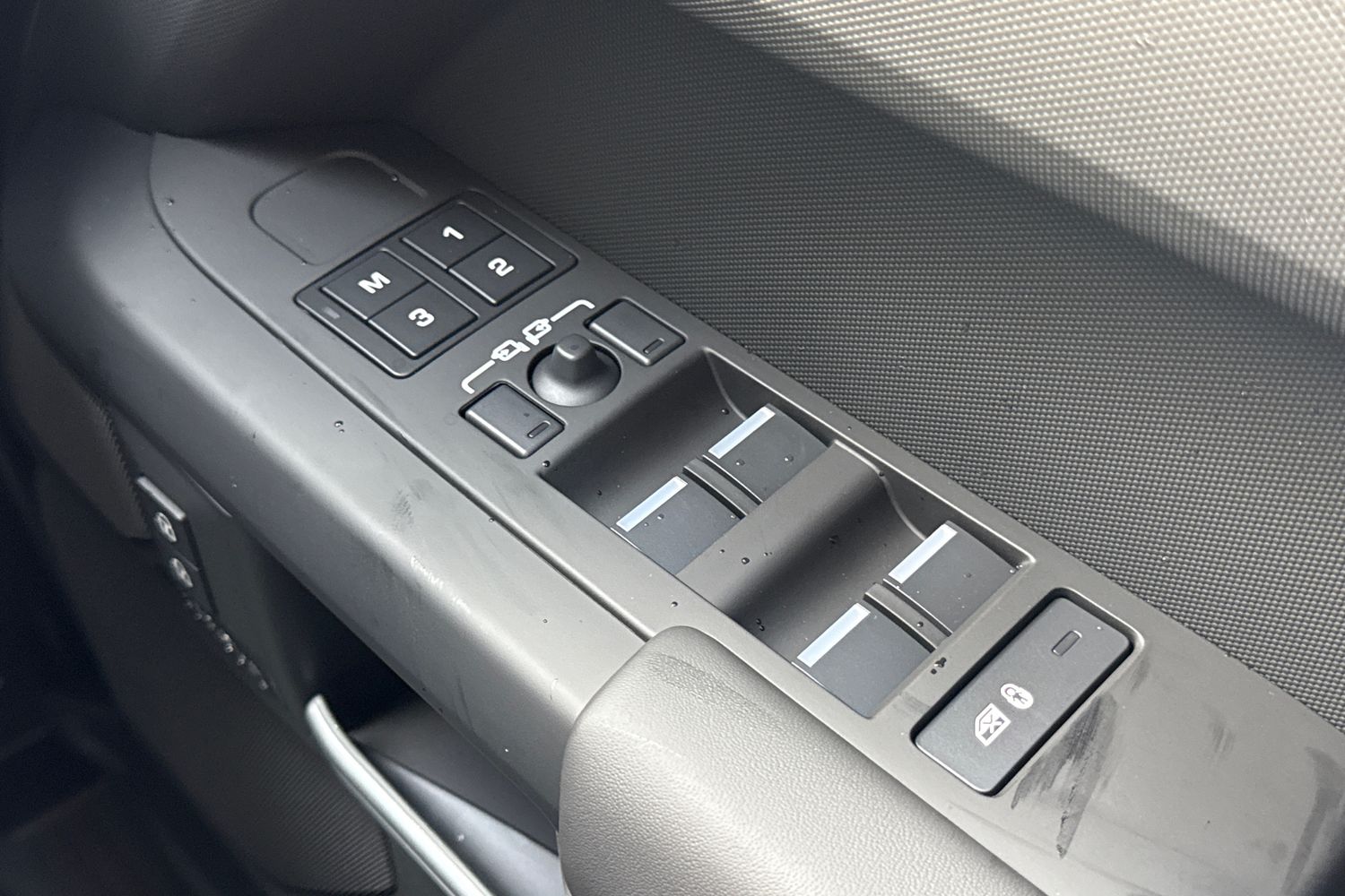 Used Land Rover Defender 110 2025 for sale - 76249207: Photo 31