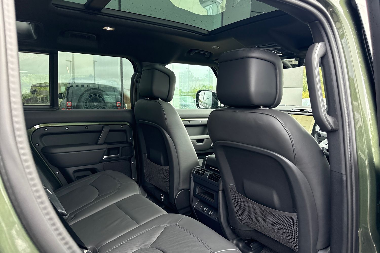 Used Land Rover Defender 110 2025 for sale - 76249206: Photo 27