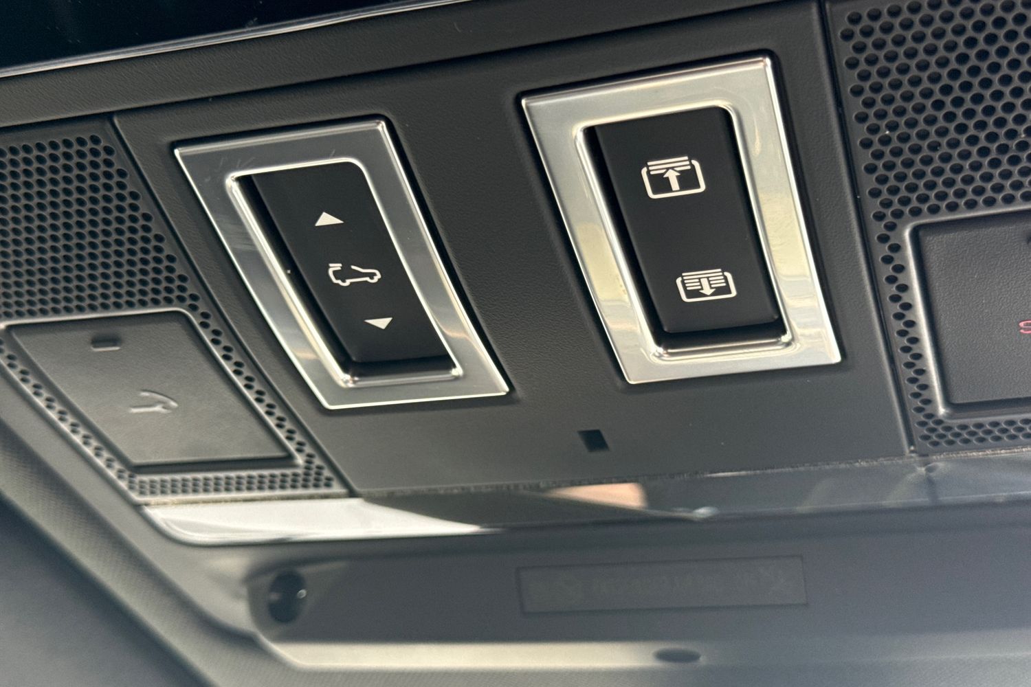 Used Land Rover Defender 110 2025 for sale - 76249206: Photo 35