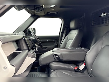 Used Land Rover Defender 2026 for sale - 78016272: Photo