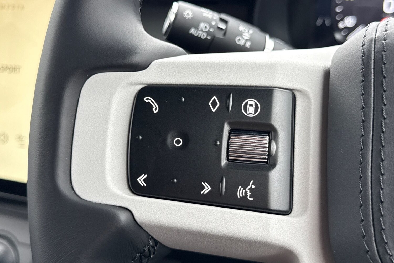 Used Land Rover Defender 2026 for sale - 78016272: Photo 43