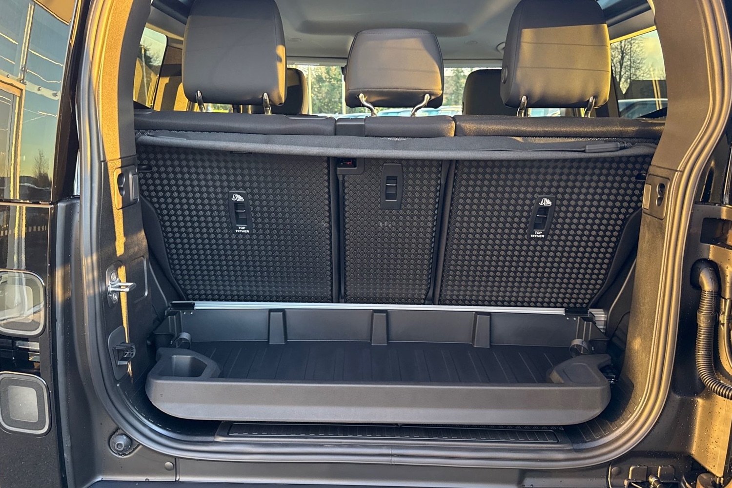 Used Land Rover Defender 90 2025 for sale - 76641746: Photo 10