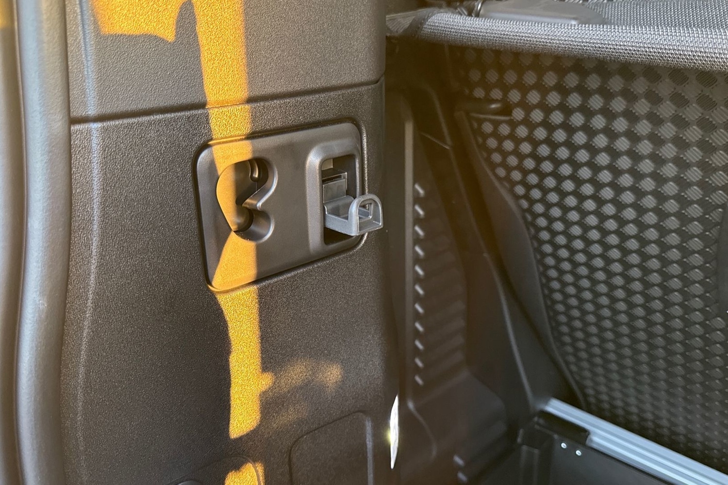 Used Land Rover Defender 90 2025 for sale - 76641746: Photo 27