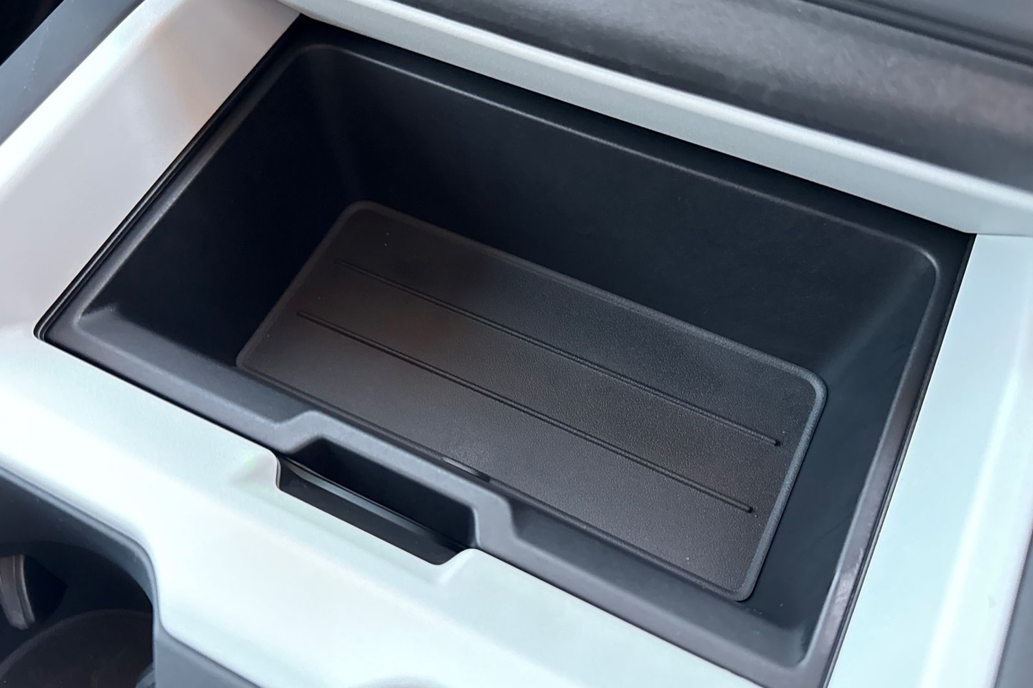 Used Land Rover Defender 90 2025 for sale - 76641746: Photo 41