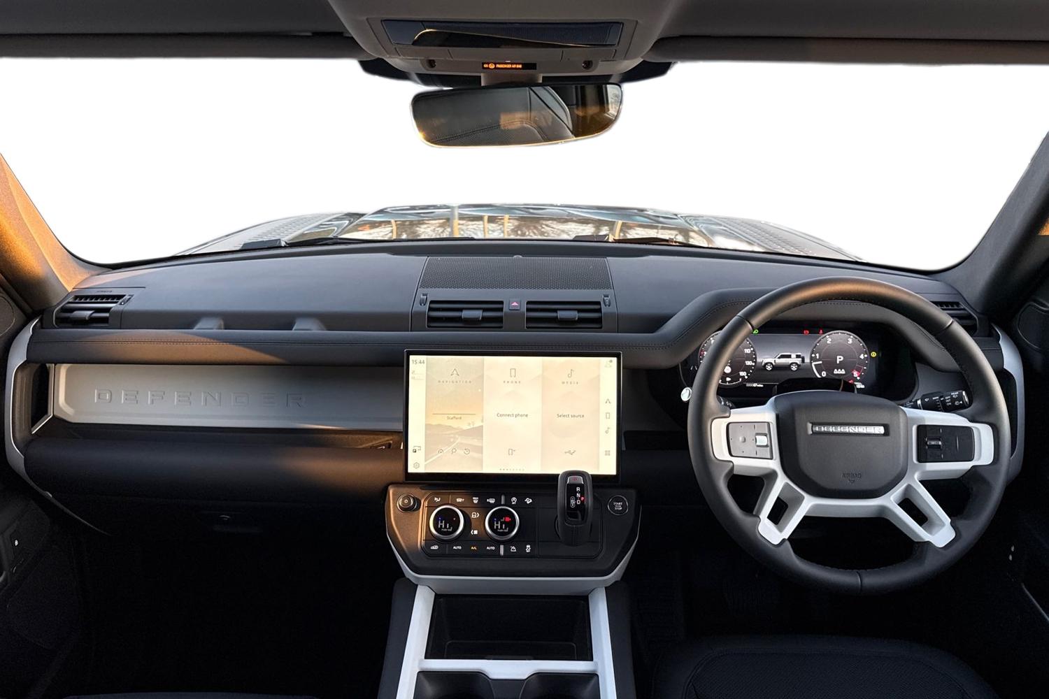 Used Land Rover Defender 90 2025 for sale - 76641746: Photo 9