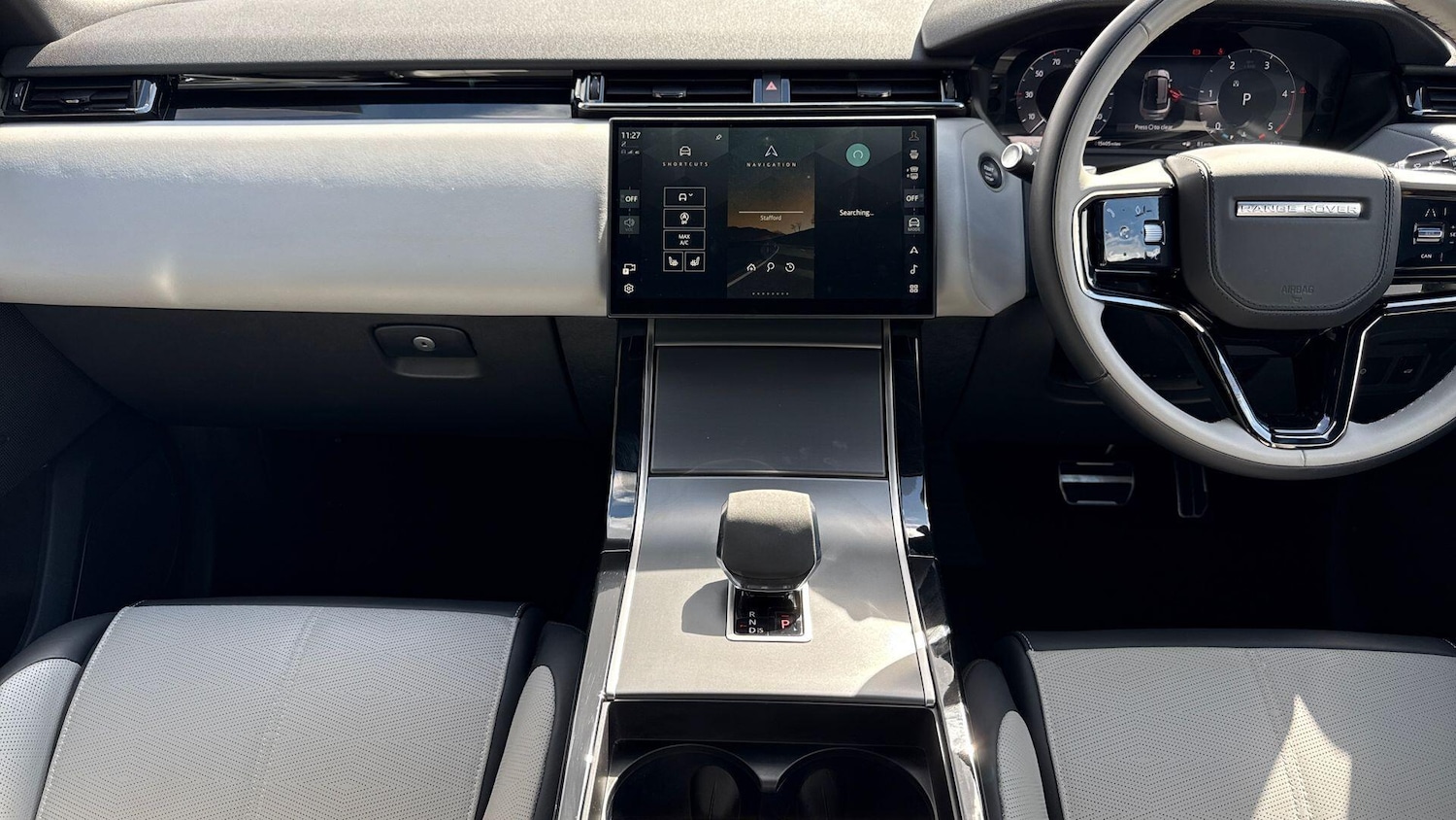 Used Land Rover Range Rover Velar 2024 for sale - 76194206: Photo 15