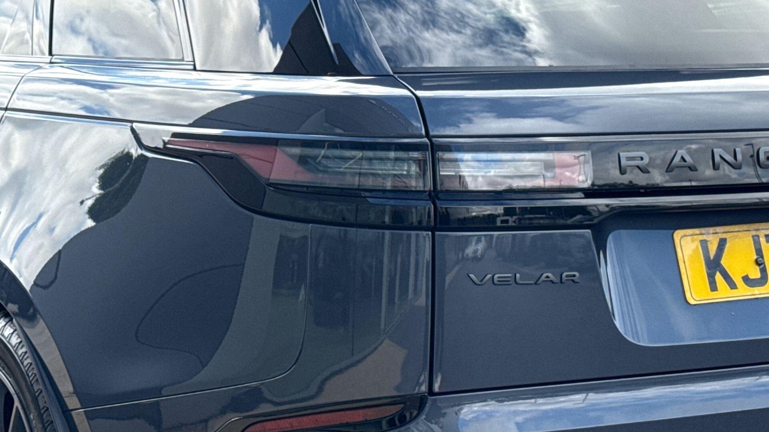 Used Land Rover Range Rover Velar 2024 for sale - 76194206: Photo 25