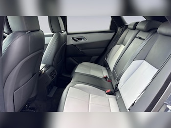Used Land Rover Range Rover Velar 2024 for sale - 76194206: Photo 4