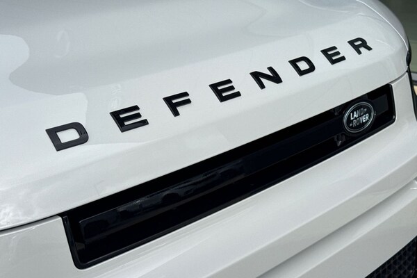 Used Land Rover Defender 110 2025 for sale - 76249220: Photo 23