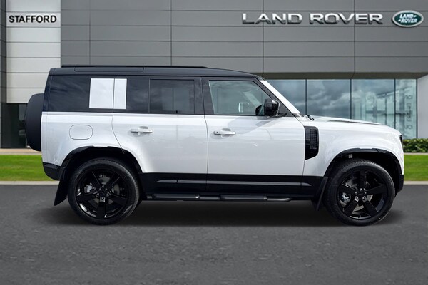 Used Land Rover Defender 110 2025 for sale - 76249220: Photo 5