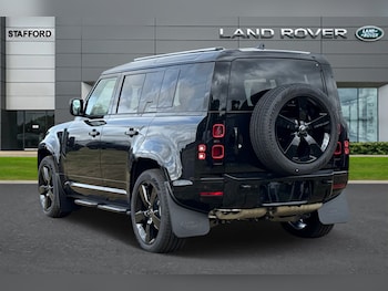 Used Land Rover Defender 110 2025 for sale - 75525091: Photo