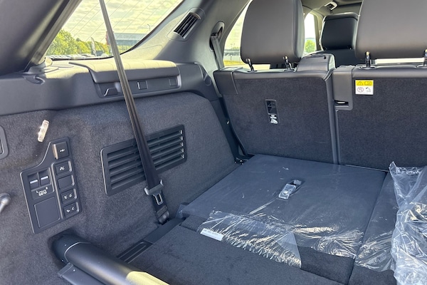 Used Land Rover Discovery 2025 for sale - 75179204: Photo 29