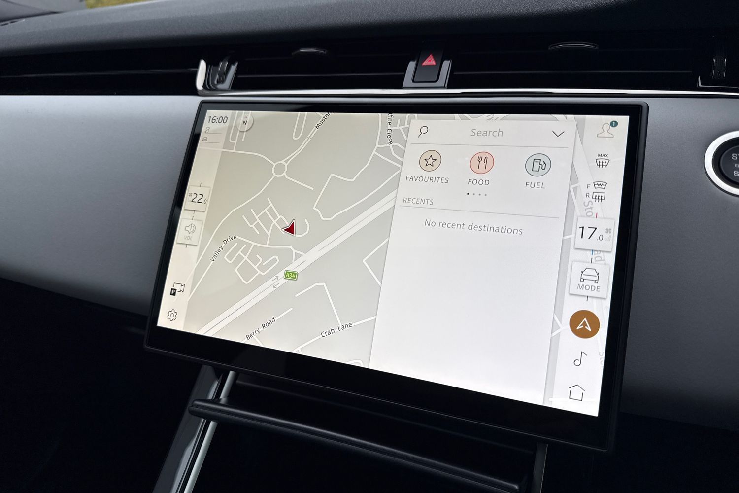 Used Land Rover Range Rover Evoque 2025 for sale - 76272472: Photo 14