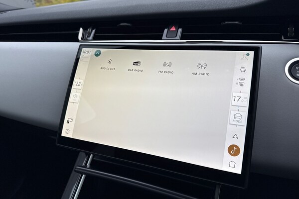 Used Land Rover Range Rover Evoque 2025 for sale - 76272472: Photo 20