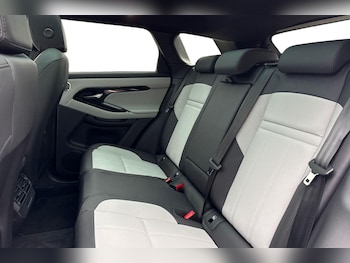 Used Land Rover Range Rover Evoque 2025 for sale - 76272472: Photo 4
