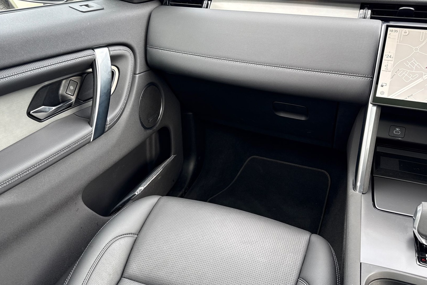 Used Land Rover Discovery Sport 2025 for sale - 77773979: Photo 42