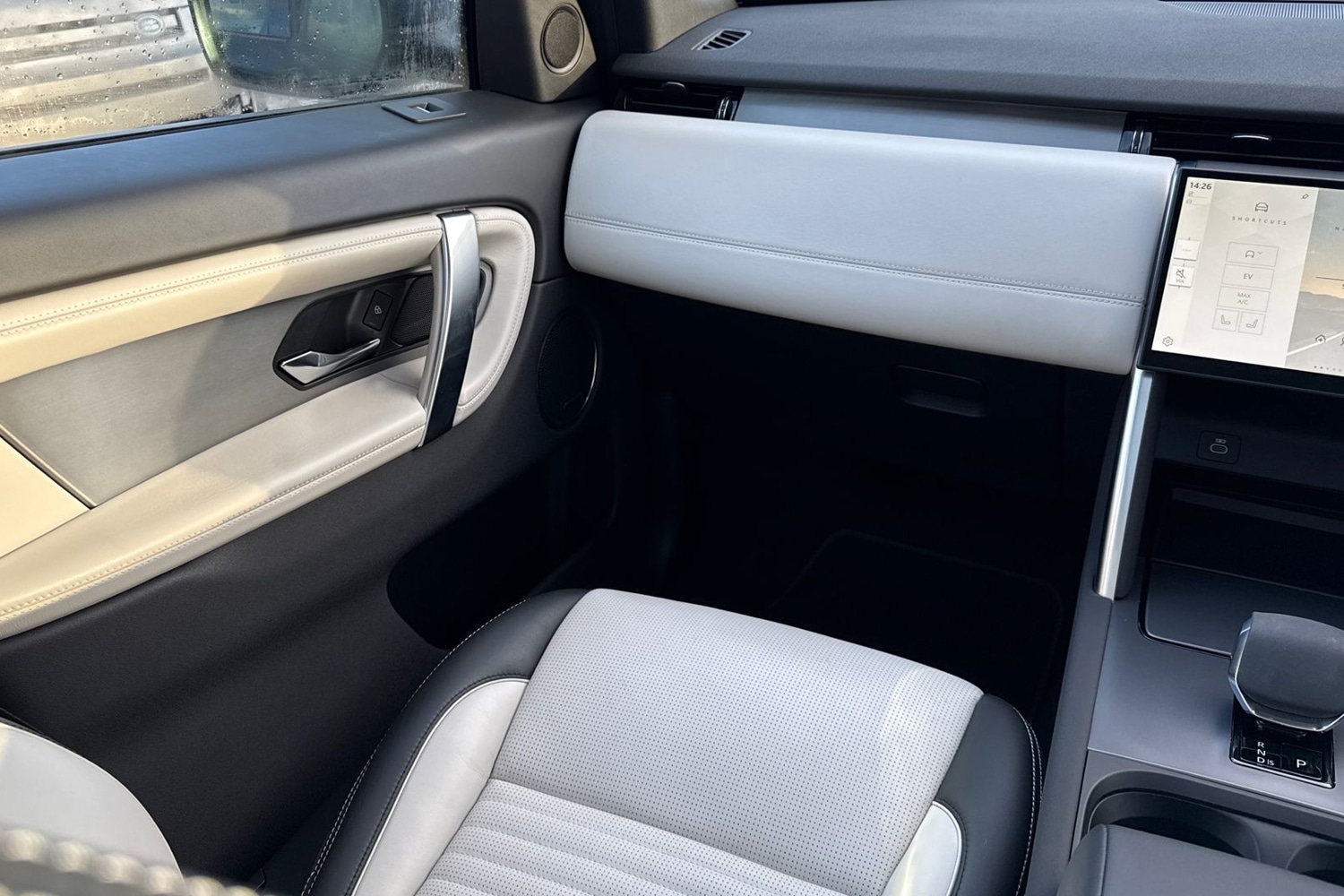 Used Land Rover Discovery Sport 2024 for sale - 77011530: Photo 41