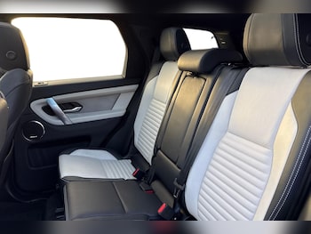 Used Land Rover Discovery Sport 2024 for sale - 77011530: Photo