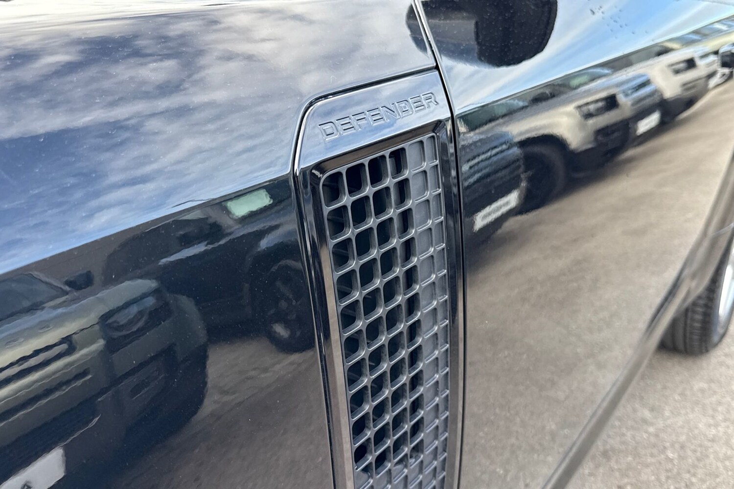 Used Land Rover Defender 90 2024 for sale - 77620564: Photo 29