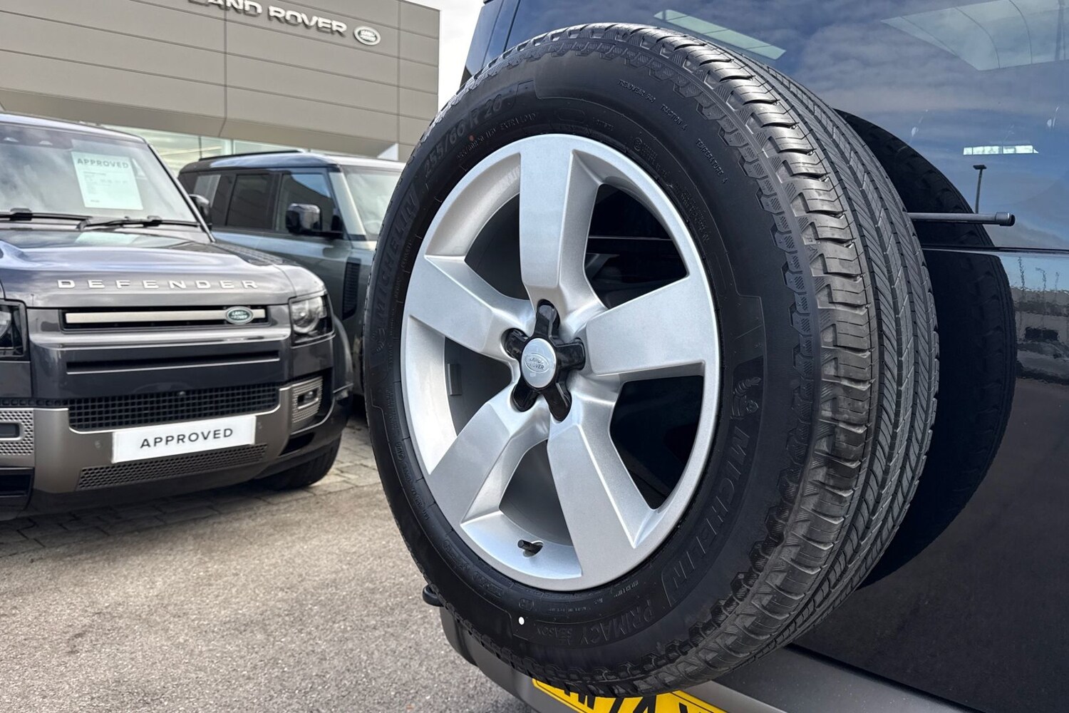 Used Land Rover Defender 90 2024 for sale - 77620564: Photo 31