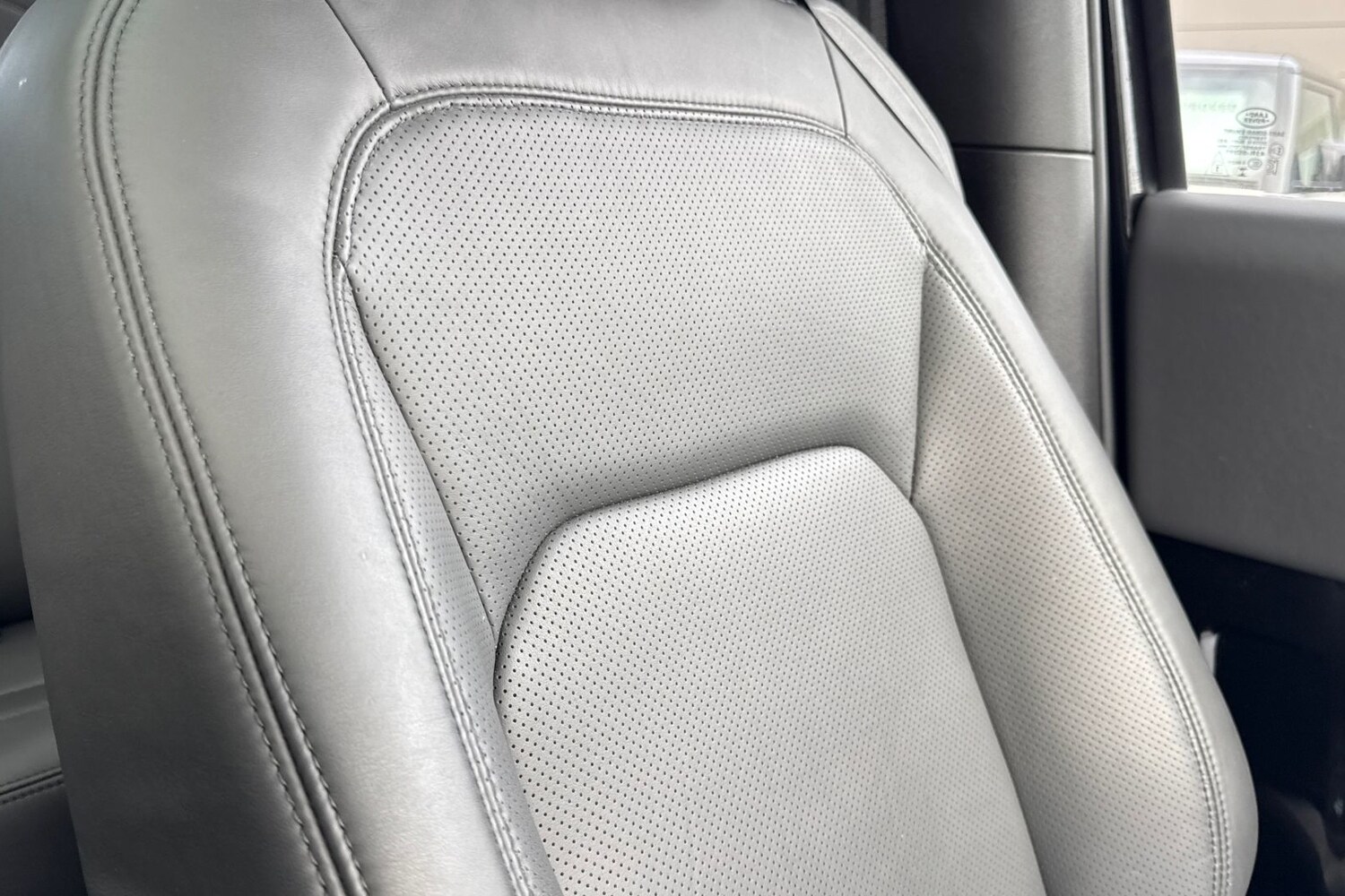 Used Land Rover Defender 90 2024 for sale - 77620564: Photo 47