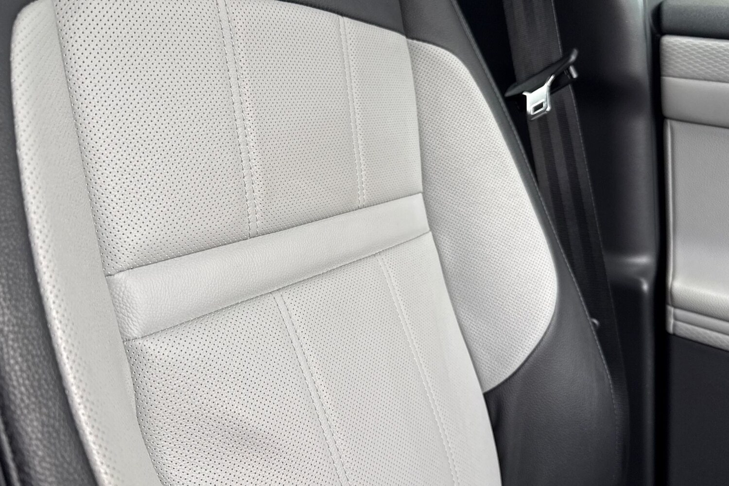 Used Land Rover Range Rover Evoque 2023 for sale - 76805346: Photo 44