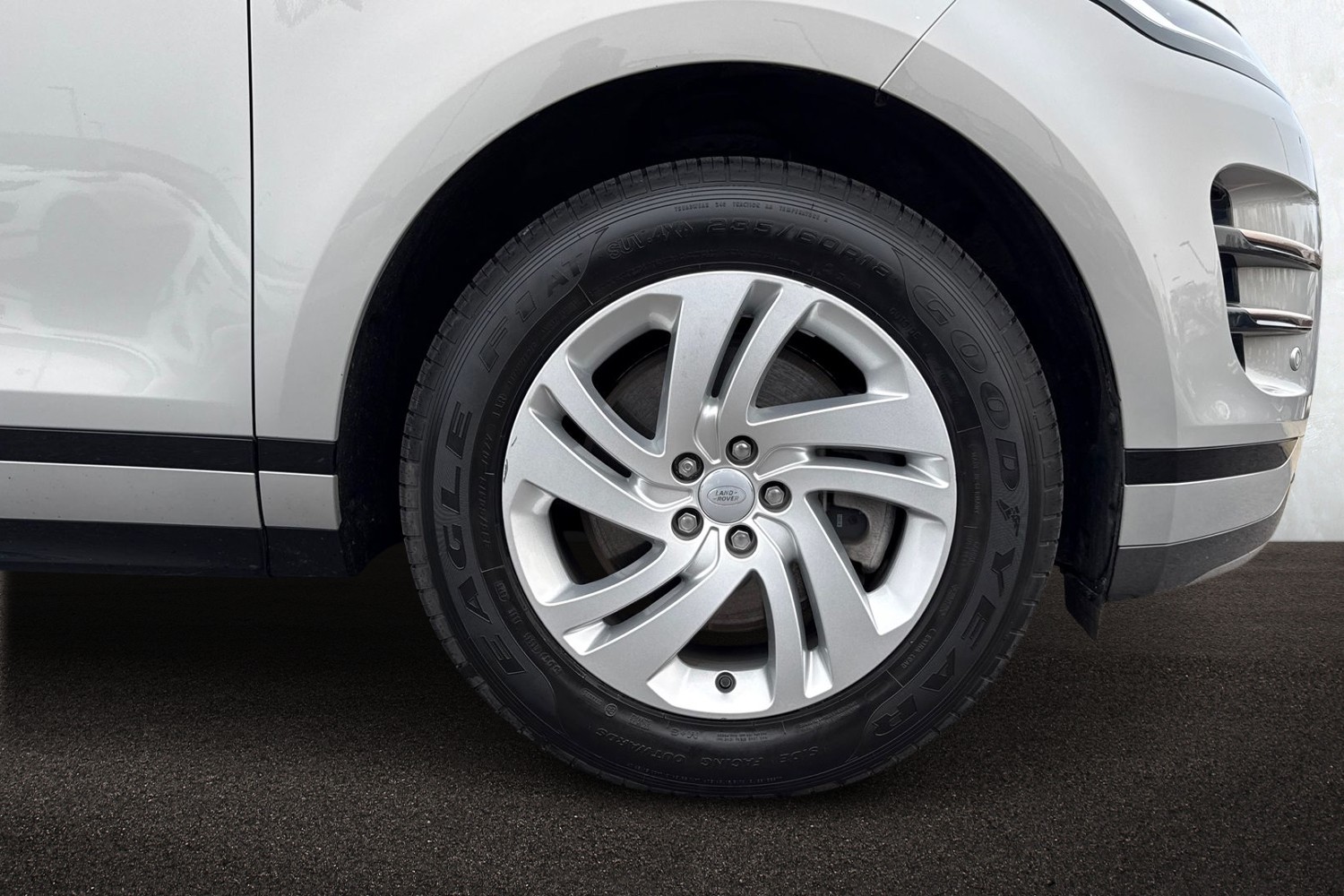 Used Land Rover Range Rover Evoque 2023 for sale - 76805346: Photo 9