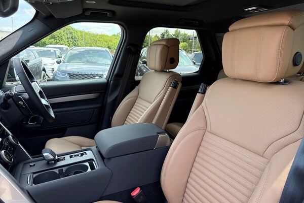 Used Land Rover Discovery 2025 for sale - 74764223: Photo 11