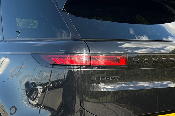 Used Land Rover Range Rover Sport 2024 for sale - 76065340: Photo 20