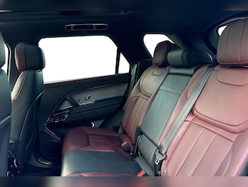 Used Land Rover Range Rover Sport 2024 for sale - 76065340: Photo 4