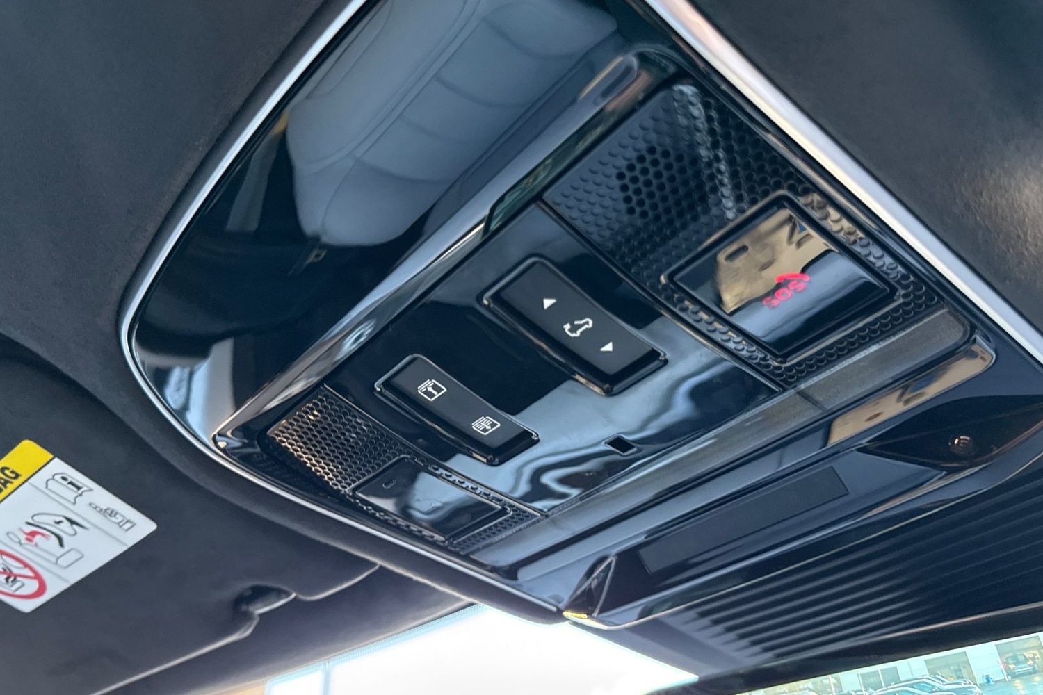 Used Land Rover Range Rover Sport 2024 for sale - 77135372: Photo 23