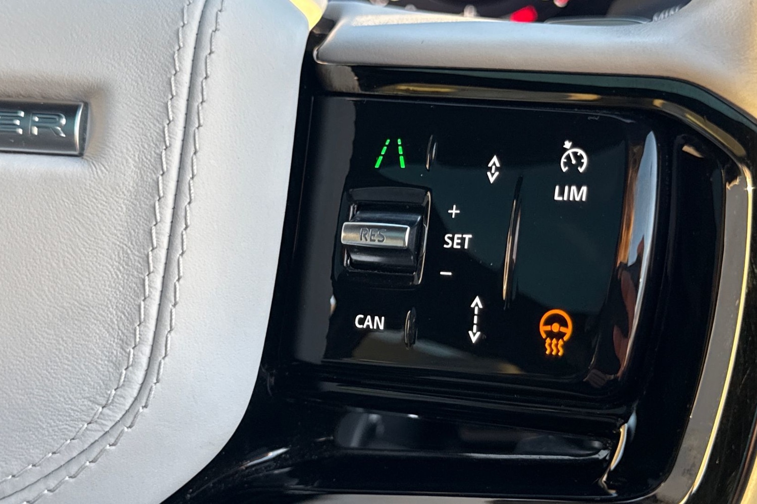 Used Land Rover Range Rover Sport 2024 for sale - 77135372: Photo 33